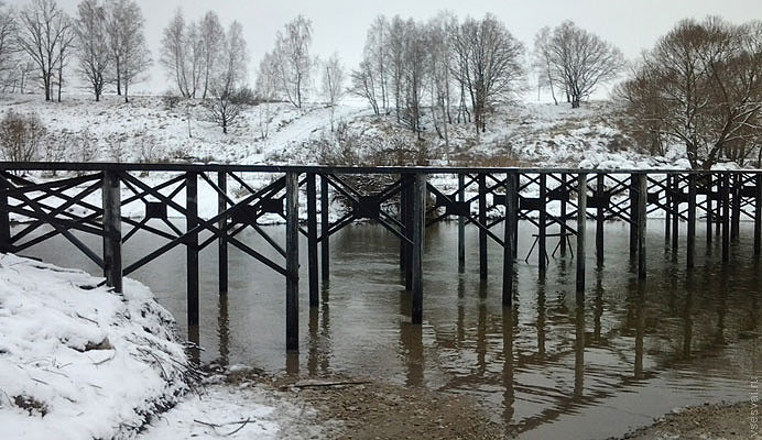 Свайные мосты: надежное решение для преодоления водных преград в железнодорожном от 57514 руб